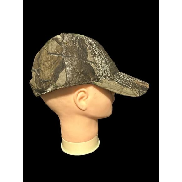 New without tags Camouflage Hat by Realtree  Adjustable - Picture 3 of 5